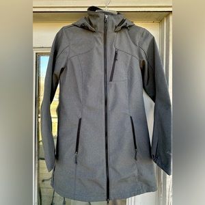 Eddie Bauer Gray Women’s Rain Coat Small